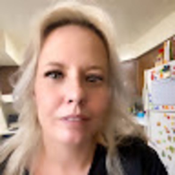 Meet your Posher, Christine - Picture 1 of 1